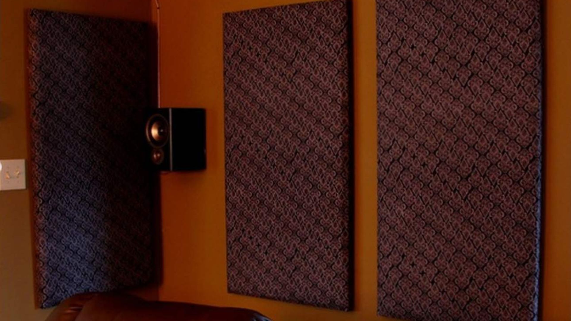 How to choose acoustic panels
