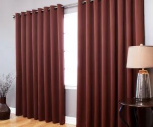 Soundproof curtain