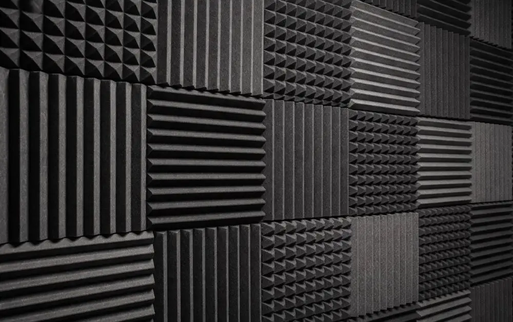 Understanding the Problem of Echo and Noise